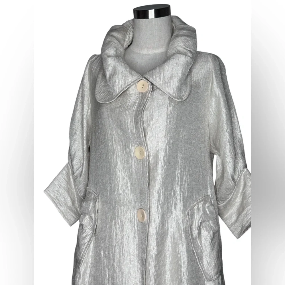DAMEE INC. ROSIE Pearl SHIMMER SWING JACKET SIZe Small